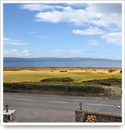 Couette-café Claremount House 4*