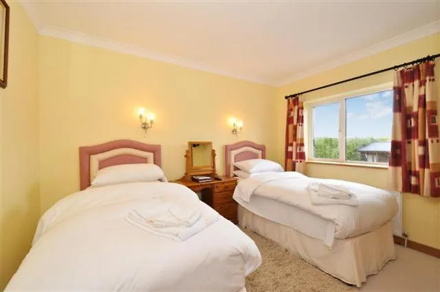 Bed & Breakfast Claremount House 4*